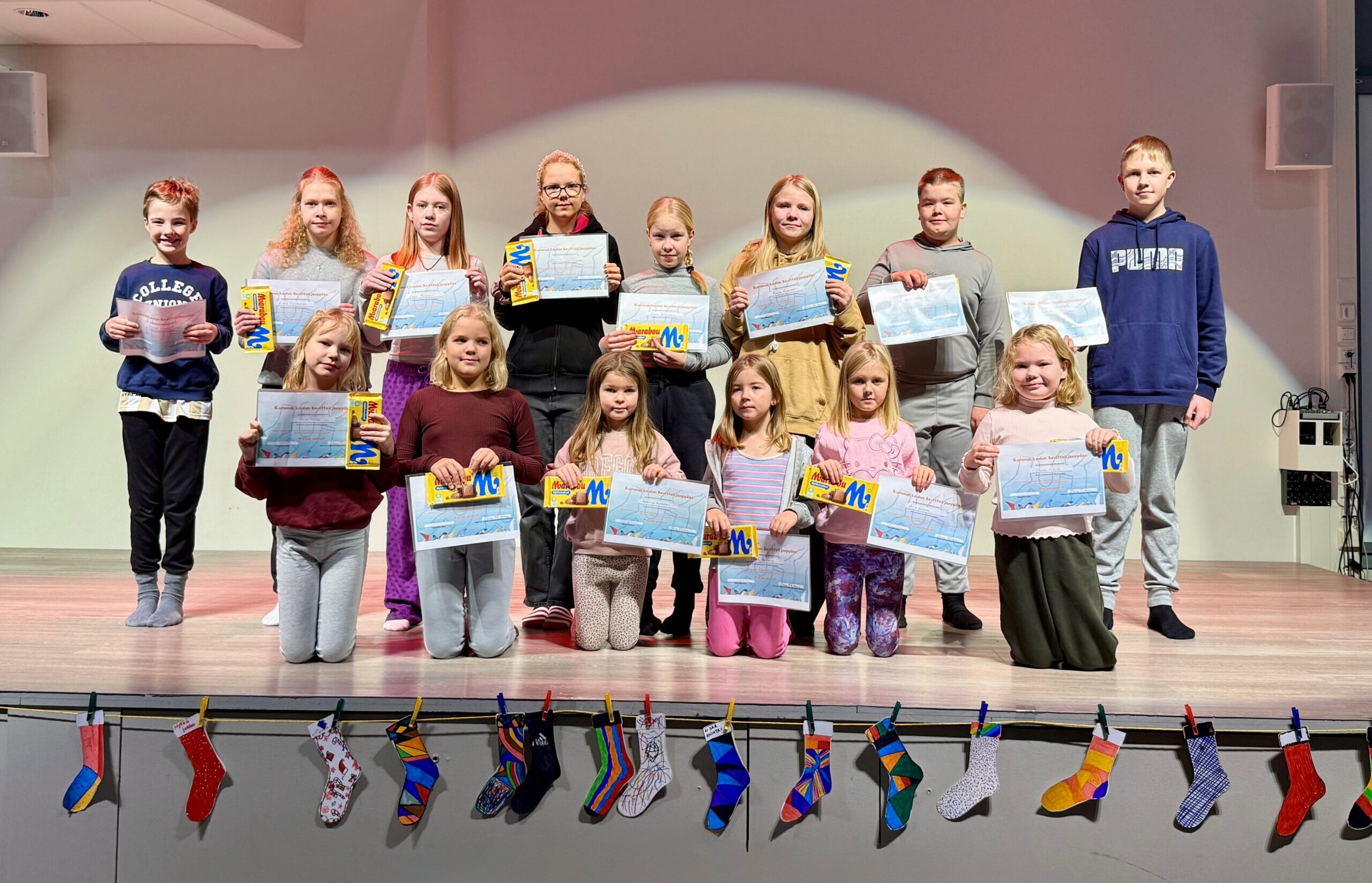 Kummun koulun Oudot sukat – teemaviikon aluksi palkittiin sovittelijaoppilaita