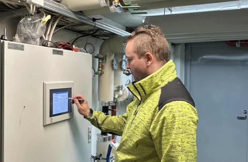 Kiinteistönhoitaja Niko Pakarinen: työpäivään mahtuu paljon iloisia kohtaamisia!